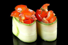TOMATO GUNKAN SUSHI 